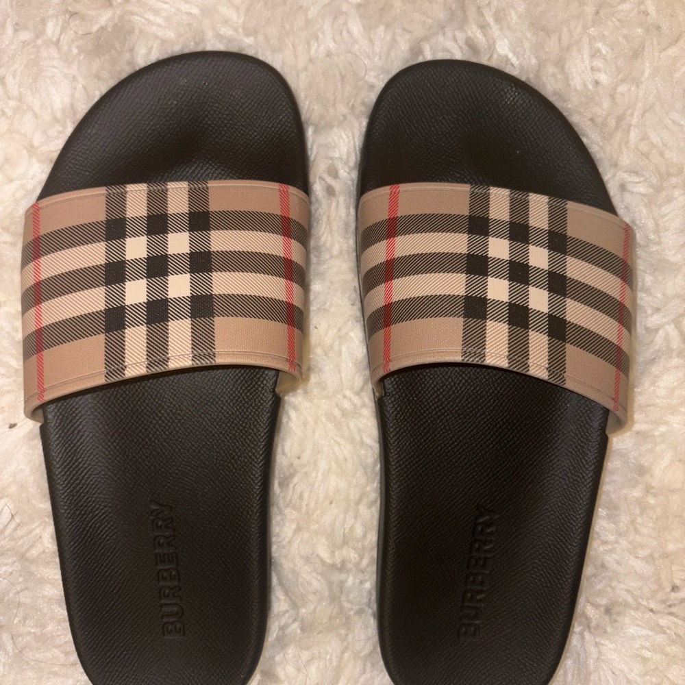 Burberry Furley Vintage Check Slide Sandals